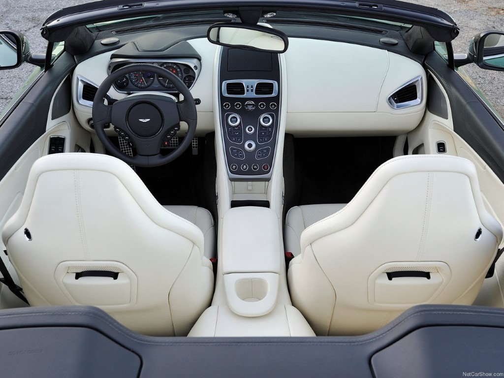 Aston Martin Vanquish Volante 5.9 V12 Touchtronic II